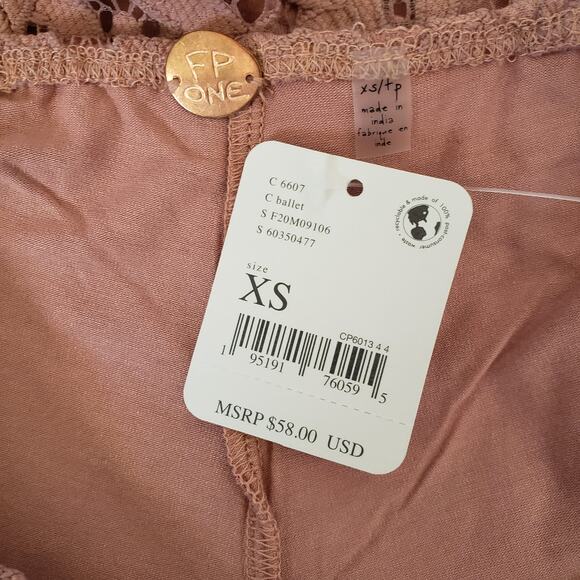 Intimately Free People XS New Adella Lace Pull On Shorts Festival Pink High Rise - Picture 11 of 11